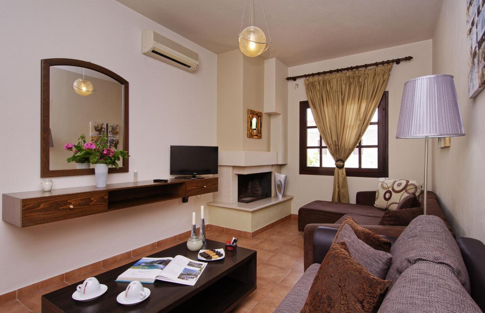 Enalion Hotel กาลาเนรา ภายนอก รูปภาพ